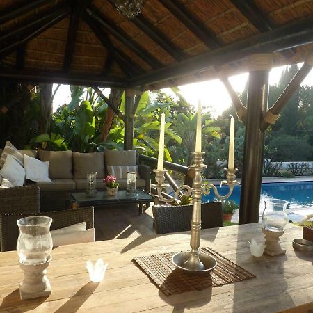 Villa Breeze Boutique Guest Rooms, Marbella Sitio de Calahonda Exteriör bild