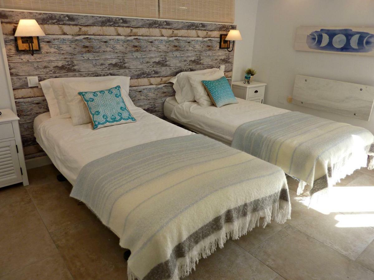 Villa Breeze Boutique Guest Rooms, Marbella Sitio de Calahonda Exteriör bild