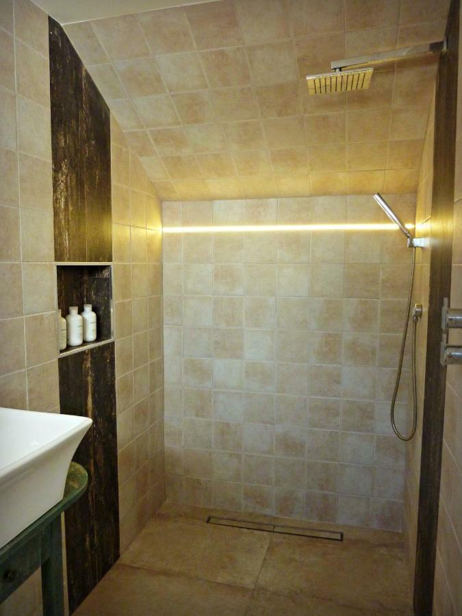 Villa Breeze Boutique Guest Rooms, Marbella Sitio de Calahonda Exteriör bild