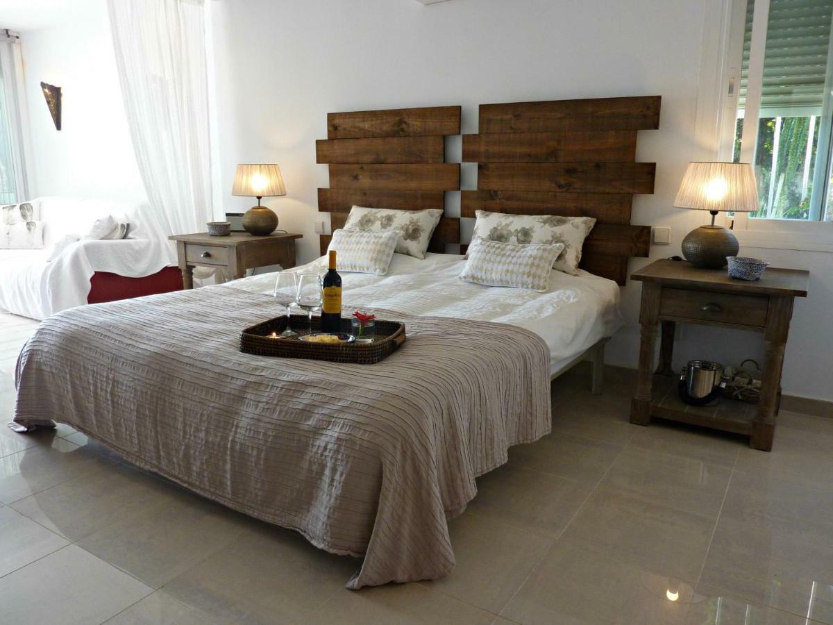 Villa Breeze Boutique Guest Rooms, Marbella Sitio de Calahonda Exteriör bild