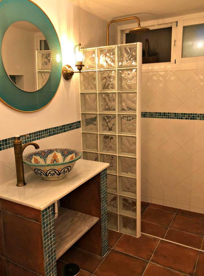 Villa Breeze Boutique Guest Rooms, Marbella Sitio de Calahonda Exteriör bild